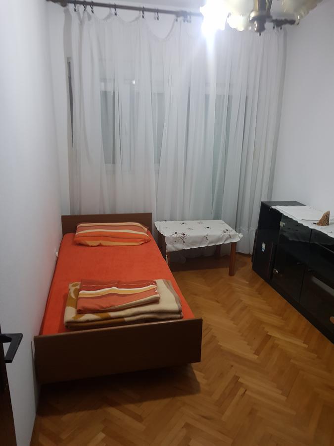 Holiday Home Celuga Bar Dış mekan fotoğraf